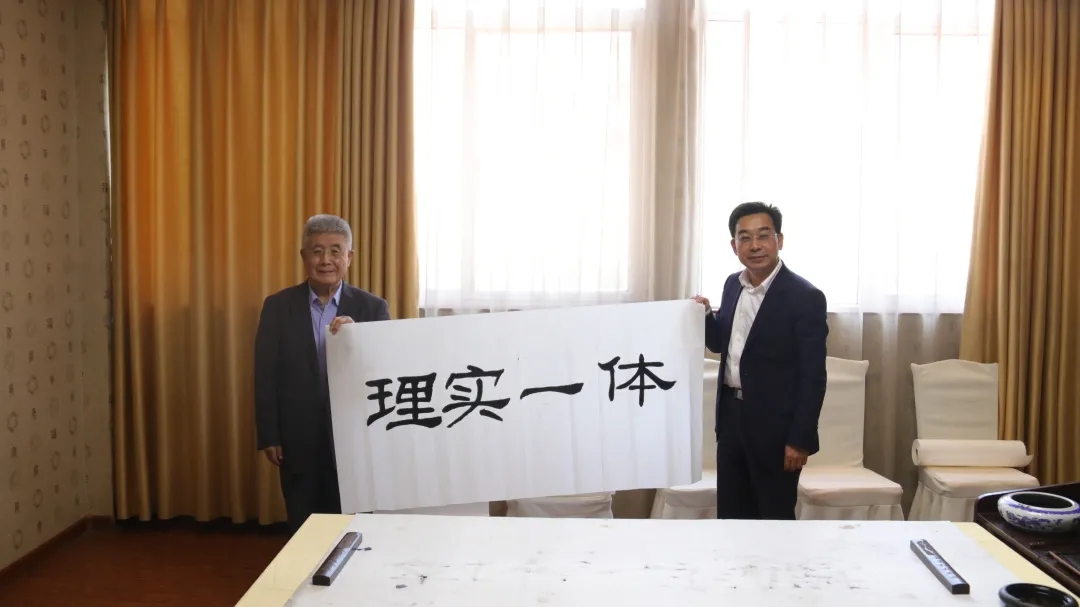 640.webp (1).jpg 640.webp (1).jpg