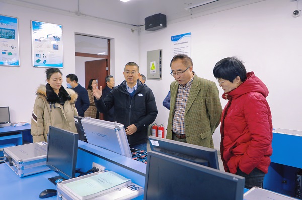 2d15aee7c588a1d9f8372155bcacc46.jpg 2d15aee7c588a1d9f8372155bcacc46.jpg